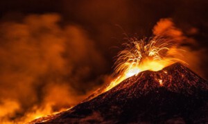 Vulcani alimentati da serbatoi di ‘poltiglia’ piuttosto che da magma fuso